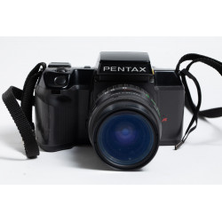 PENTAX SF7 + ZOOM 35-80mm 3,5