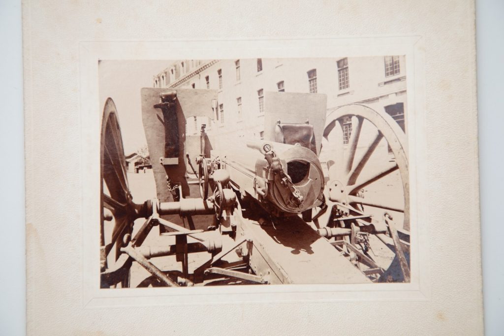 PHOTO ARGENTIQUE  MILITARIA FORMAT 8,5X11,5cm CIRCA 1890 CANON DE L ARRIERE