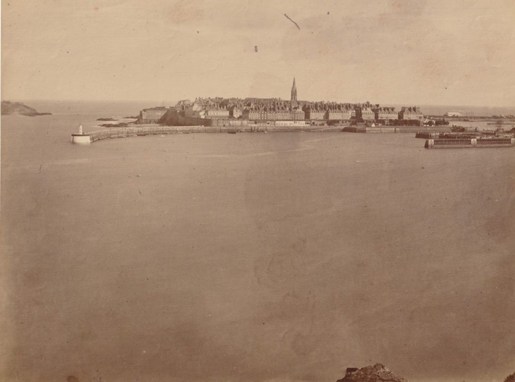 PHOTO ALBUMINE 1880 TAMPON MAISON MARTINET ALBERT HAUTECOEUR SAINT MALO 21X27cm