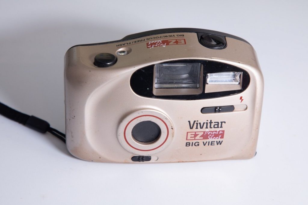 APPAREIL PHOTO-VIVITAR EZ POINT AND SHOT BIG VIEW ARGENTIQUE --24x36mm--bon état