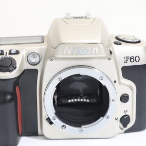 APPAREIL PHOTO ARGENTIQUE NIKON F60 ANNEE 2000 REFLEX AUTOFOCUS 24X36m