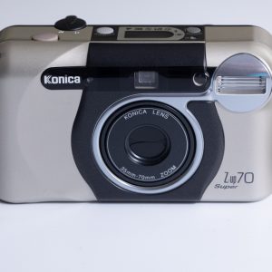 APPAREIL PHOTO-KONICA Z UP 70 ARGENTIQUE 1990--24x36cm -GRIS-bon état