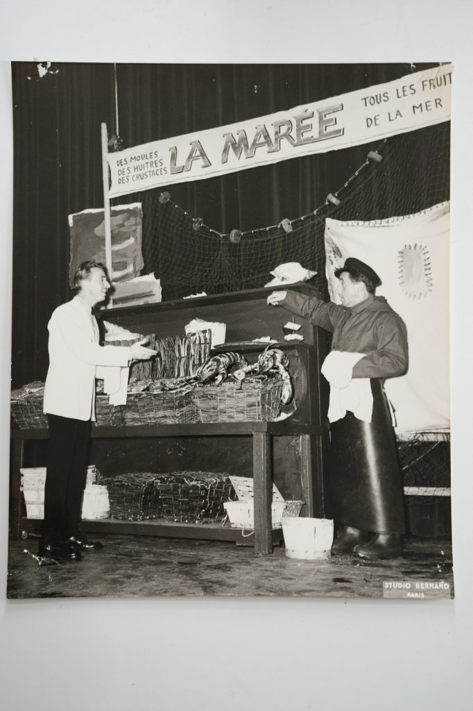 PHOTO Argentique	France	JEAN LEFEBVRE Theatre	18X22cm	1970