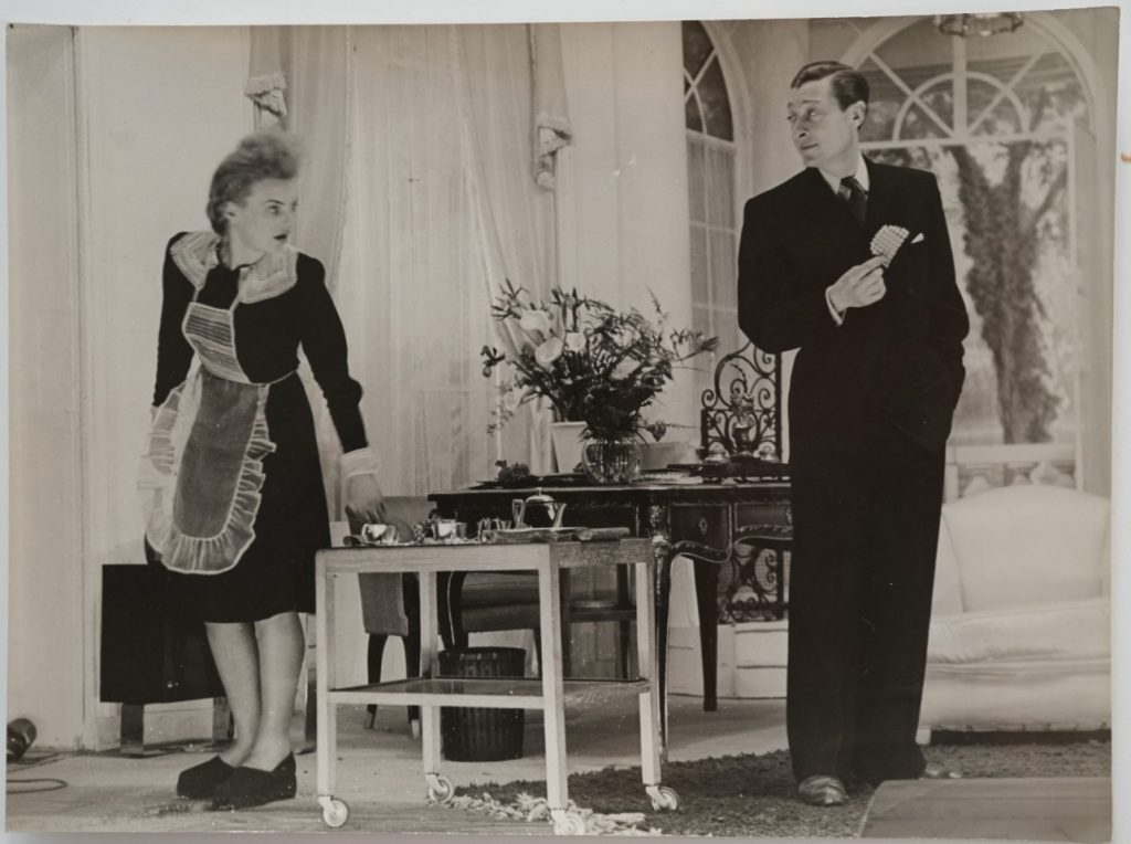 PHOTO Argentique France Scène de Théâtre 18X24cm 1950