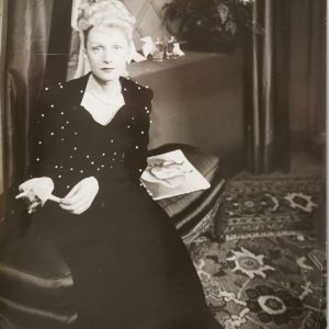 PHOTO Argentique France Théâtre actrice à identifié 18X24cm 1970