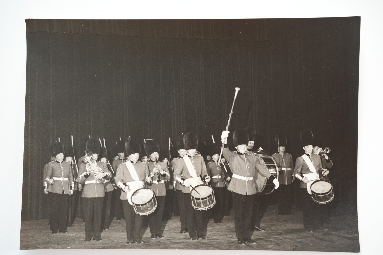Photo Argentique France CABARET REVUE SCENE DE THEATRE 20X30cm 1960