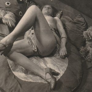 TIRAGE PHOTO ARGENTIQUE 1960 SNAP SHOT PINUP FEMME NUE NU ARTISTIQUE