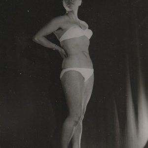 TIRAGE PHOTO	ARGENTIQUE 1960 	PINUP FEMME NUE NU ARTISTIQUE FORMAT 9X12cm