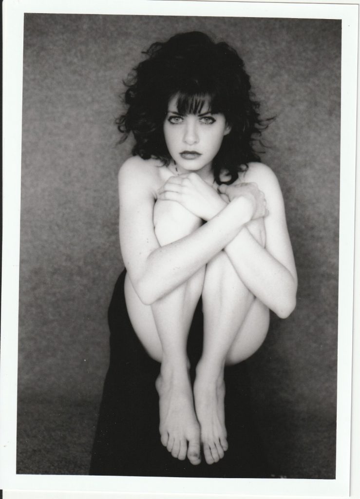 PHOTO argentique artistique NU féminin femme nue NOIR ET BLANC format 13X18 1980