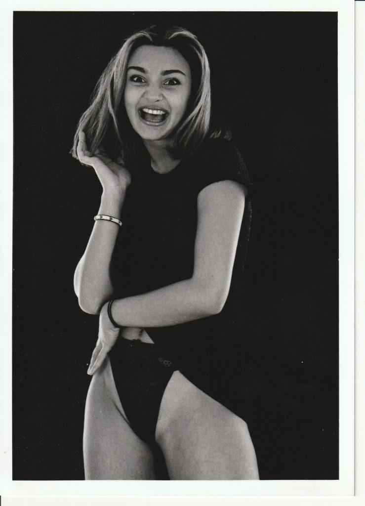 PHOTO argentique artistique NU féminin femme nue NOIR ET BLANC format 13X18 1980