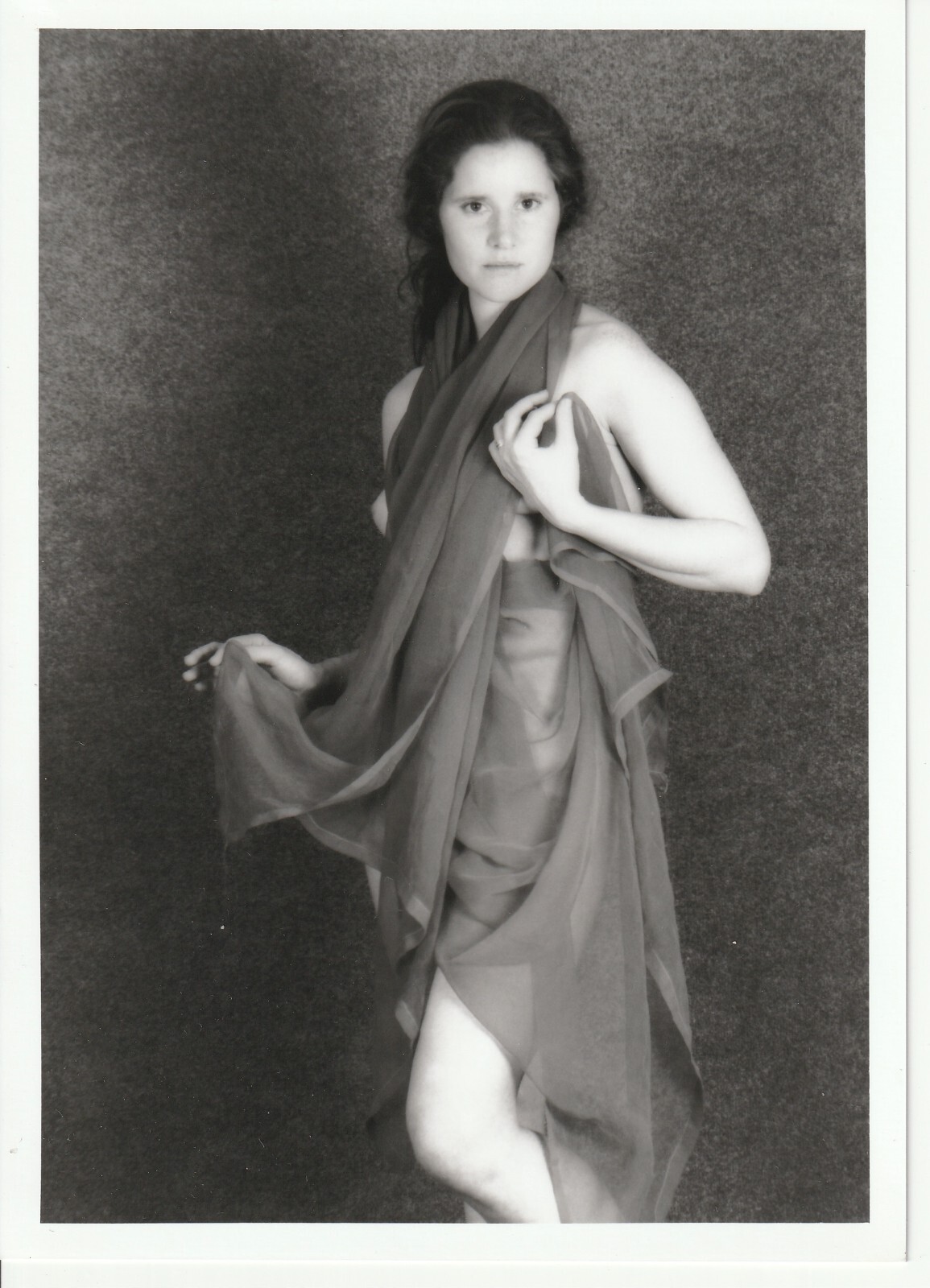 PHOTO argentique artistique NU féminin femme nue NOIR ET BLANC format 13X18 1980