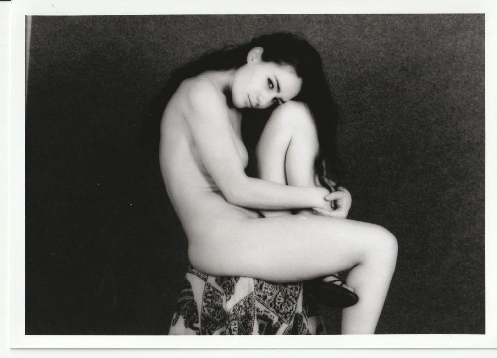PHOTO argentique artistique NU féminin femme nue NOIR ET BLANC format 13X18 1980