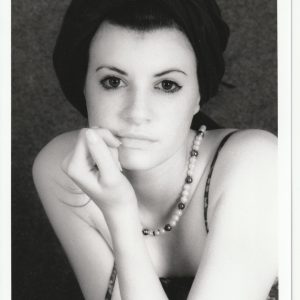 PHOTO argentique artistique NU féminin femme nue NOIR ET BLANC format 13X18 1980