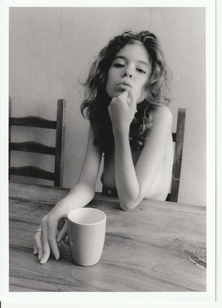PHOTO argentique artistique NU féminin femme nue NOIR ET BLANC format 13X18 1980
