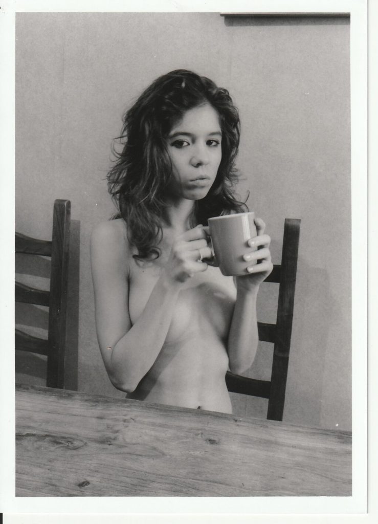 PHOTO argentique artistique NU féminin femme nue NOIR ET BLANC format 13X18 1980