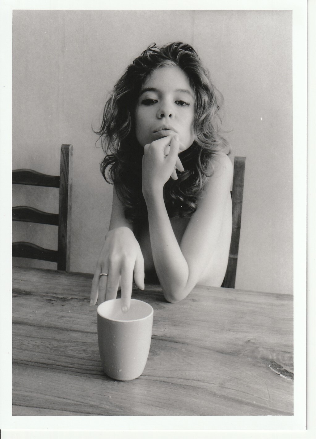 PHOTO argentique artistique NU féminin femme nue NOIR ET BLANC format 13X18 1980