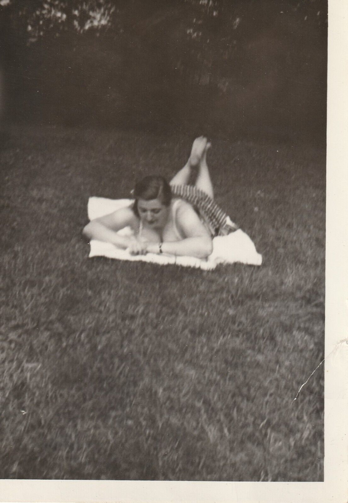 TIRAGE PHOTO ARGENTIQUE 1960 SNAP SHOT PINUP FEMME NUE NU ARTISTIQUE