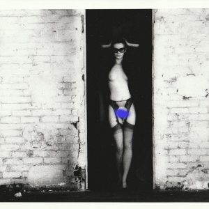 PHOTO argentique nu femme nue pinup NOIR ET BLANC format 13X18cm circa 1980