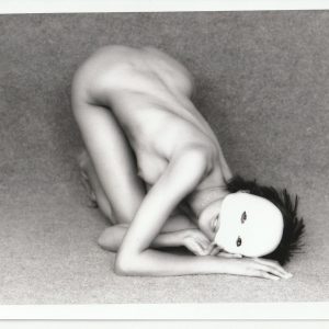 PHOTO argentique  NU NOIR ET BLANC format 13X18 circa 1980