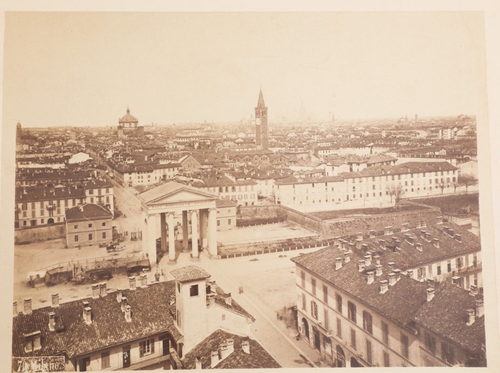 PHOTO 20X25CM -1870 ITALIE MILAN Vue général-Papier albuminé collé sur carton