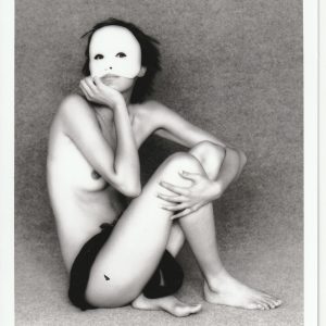 PHOTO argentique  NU NOIR ET BLANC format 13X18 circa 1980