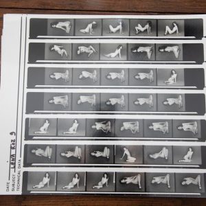 PHOTO argentique nu femme nue PLANCHE CONTACT NOIR ET BLANC  circa 1980
