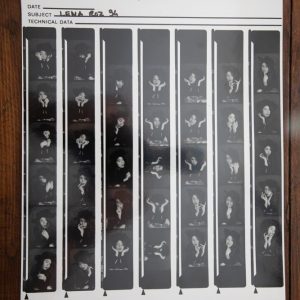 PHOTO argentique nu femme nue PLANCHE CONTACT NOIR ET BLANC  circa 1980