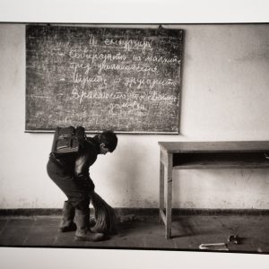 TIRAGE PHOTO  ARGENTIQUE 1990' Olivier Culmann	reportage en Roumanie 18X24cm
