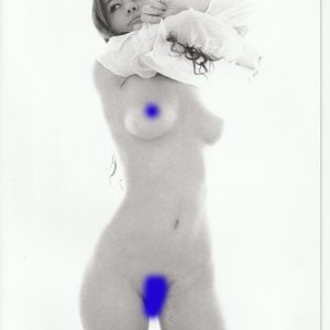 PHOTO argentique  NU NOIR ET BLANC format 13X18 circa 1980