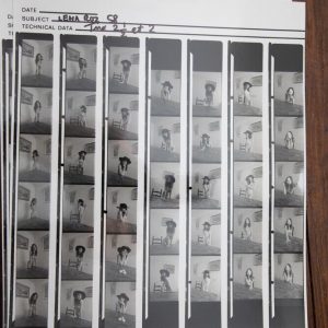 PHOTO argentique nu femme nue PLANCHE CONTACT NOIR ET BLANC  circa 1980