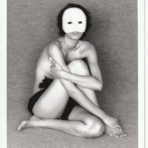 PHOTO argentique  NU NOIR ET BLANC format 13X18 circa 1980