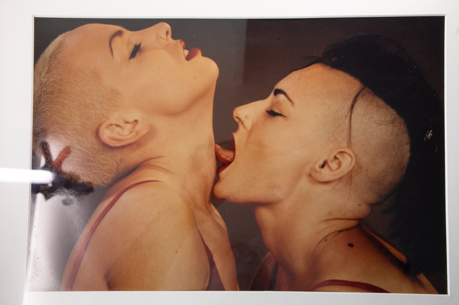 TIRAGE PHOTO Annie Sprinkle THE TONGUE circa 1990 39X45cm encadré signé