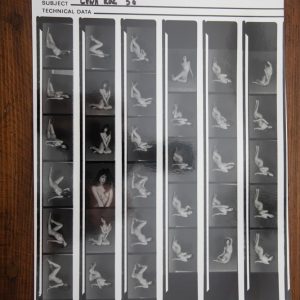 PHOTO argentique nu femme nue PLANCHE CONTACT NOIR ET BLANC circa 1980