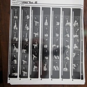 PHOTO argentique nu femme nue PLANCHE CONTACT NOIR ET BLANC circa 1980