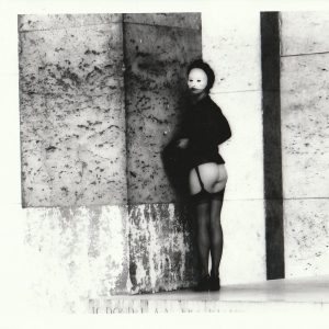 PHOTO argentique nu femme nue pinup NOIR ET BLANC format 13X18cm circa 1980