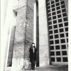 PHOTO argentique nu femme nue pinup NOIR ET BLANC format 13X18cm circa 1980