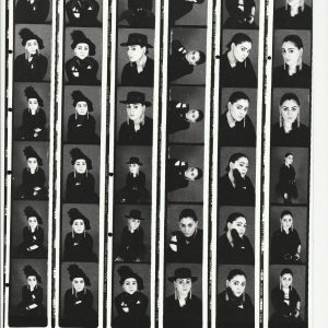 PHOTO argentique PORTRAITS femme PLANCHE CONTACT NOIR ET BLANC  circa 1980