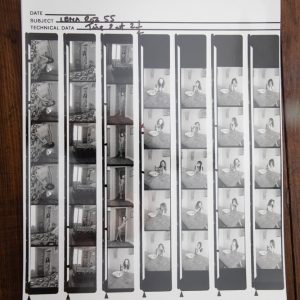 PHOTO argentique nu femme nue PLANCHE CONTACT NOIR ET BLANC  circa 1980