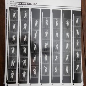 PHOTO argentique nu femme nue PLANCHE CONTACT NOIR ET BLANC  circa 1980