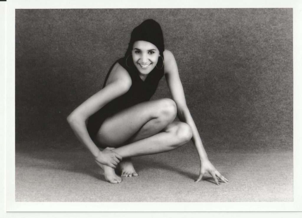 PHOTO argentique femme sexy pinup NOIR ET BLANC format 13X18 circa 1980