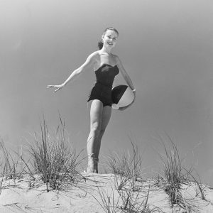 Tirage photo argentique contrecollé sur aluminium mode Pin Up femme 1960 40X40cm