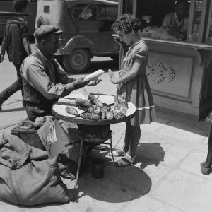 Photo papier  argentique Baryté  Grèce 1960 format 30x30cm