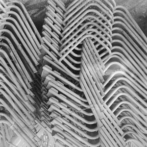 Photo sur papier  argentique CHAISE TUILERIES PARIS 1960 format 30x30cm