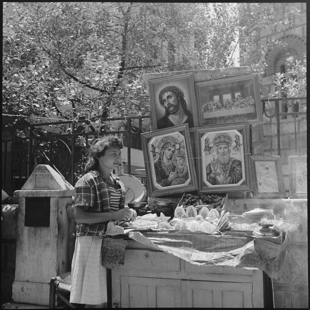 Photo papier argentique Baryté Grèce 1960 format 30x30cm