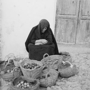 photo sur papier  argentique ESPAGNE ANE 1960 format 30x30cm