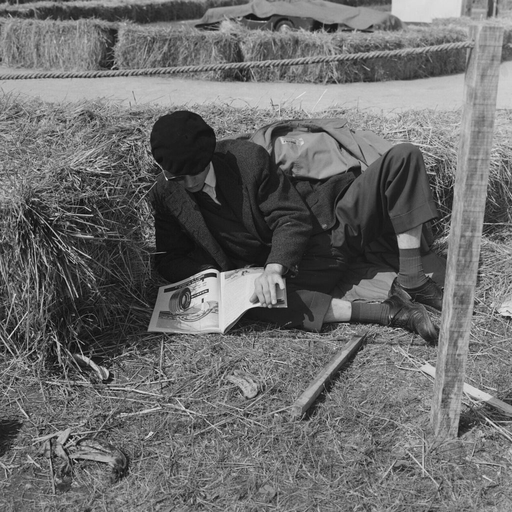 Photo papier argentique 24 HEURES DU MANS 1960 format 30x30cm