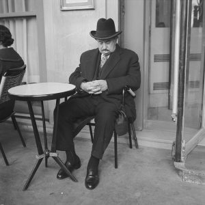 Photo sur papier  argentique BISTROT PARIS 1960 format 30x30cm