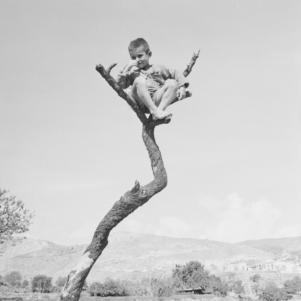 Photo papier argentique Baryté Espagne ENFANT 1960 format 40x40cm