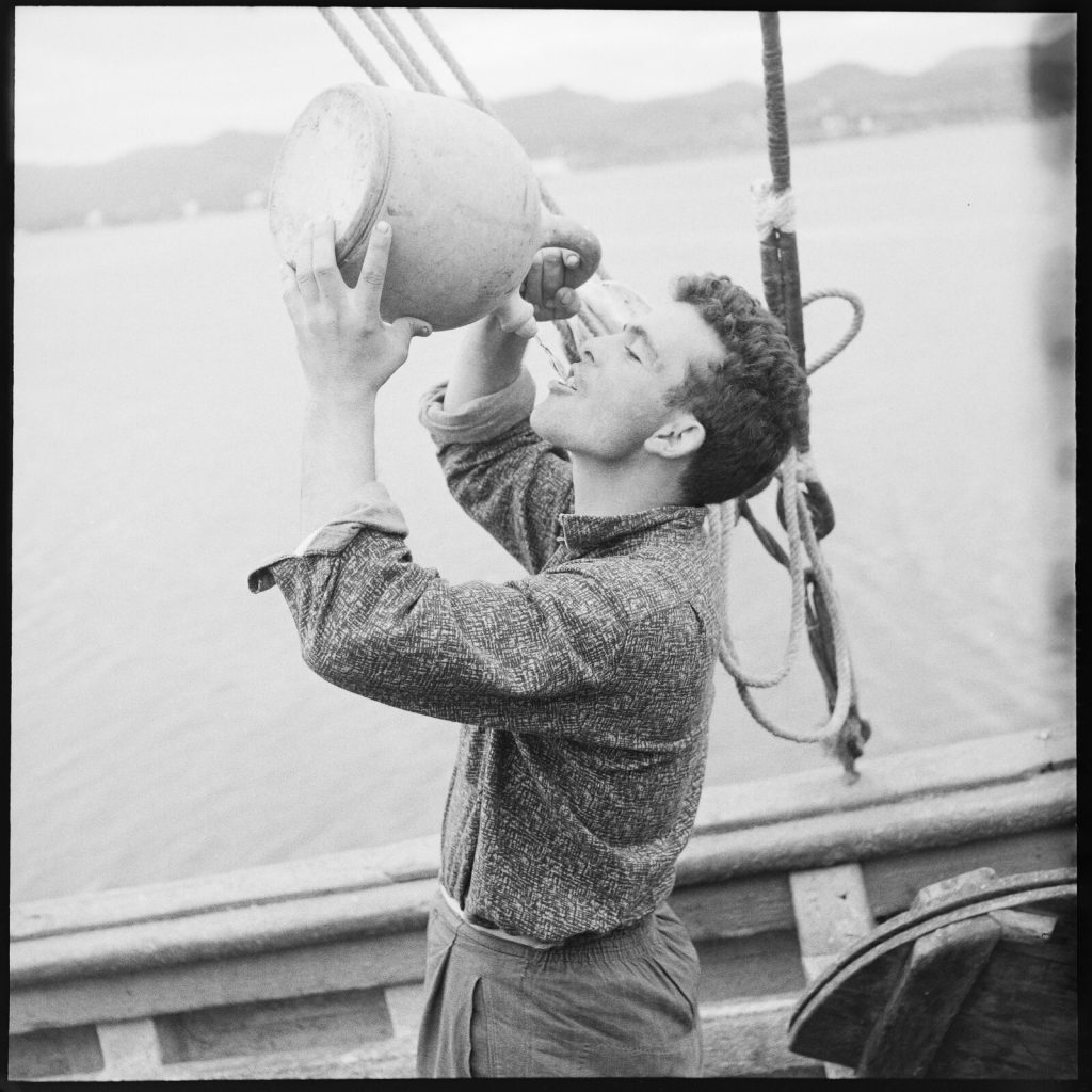 Photo papier  argentique Espagne pecheur 1960 format 40x40cm