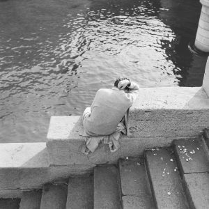Photo sur papier  argentique QUAI DE SEINE PARIS 1960 format 40x40cm
